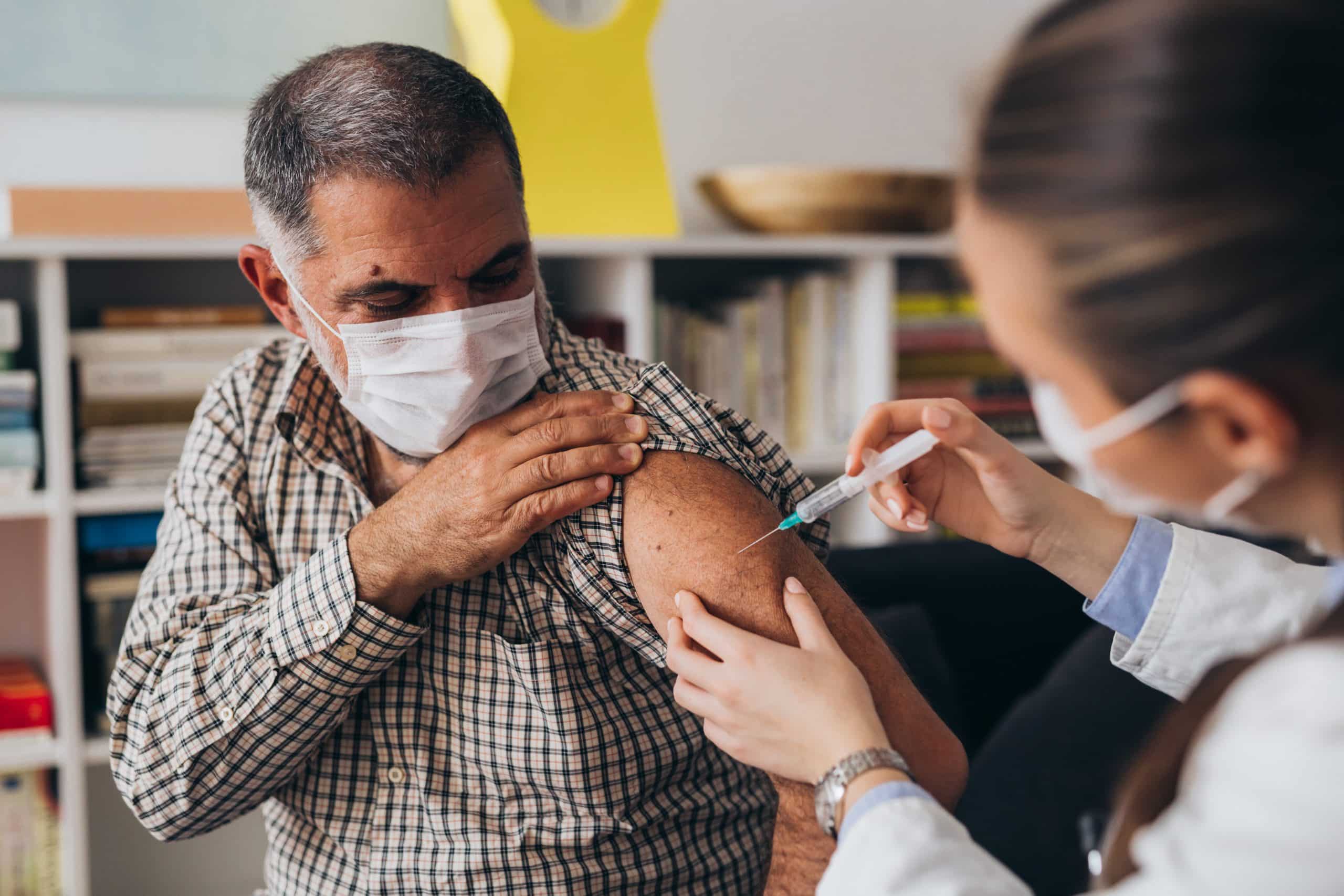 Business intelligence helps distribute COVID-19 vaccine