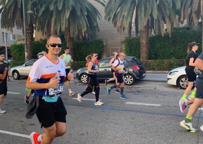 Ferran Roig Villanueva running the 2025 Valencia Marathon.